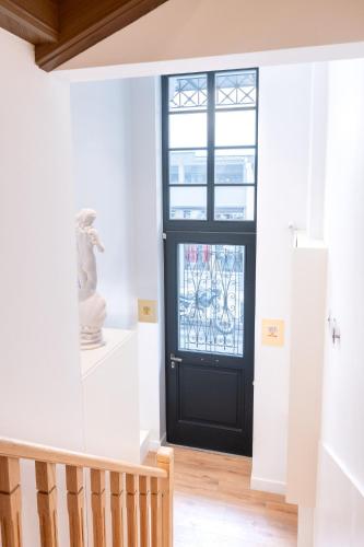 LOFUS Art-Suites