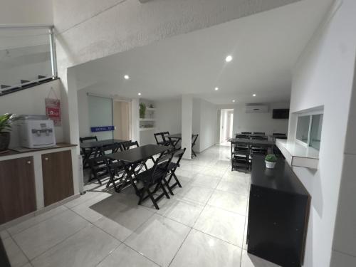 Kuchyň nebo kuchyňský kout v ubytování Hotel XV
