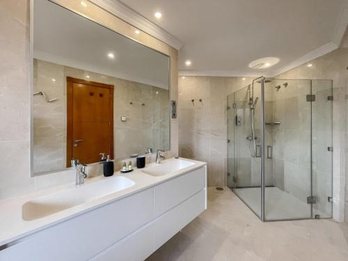 Aloha Hills Club Luxury Retreat Pools Gym Spa