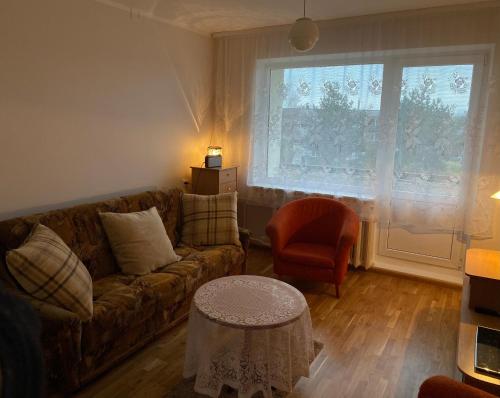 Posezení v ubytování 2-room apartment Kitse 26, Pärnu