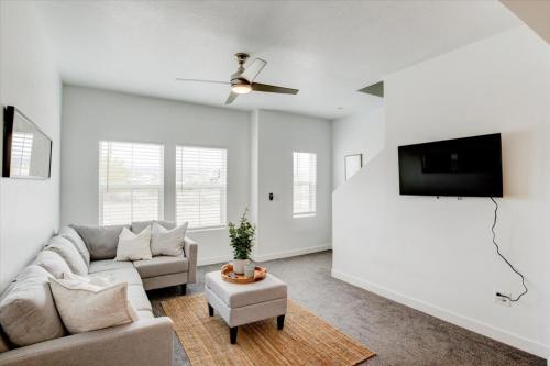 Φωτογραφία από το άλμπουμ του Garage Game Room King Bed σε Vineyard