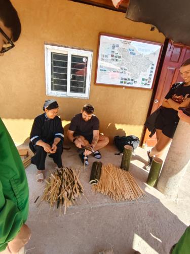 Tetamu yang menginap di Nùng An homestay-Nùng ethnic group