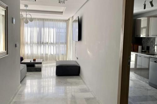 Η κουζίνα ή μικρή κουζίνα στο Appartement en résidence Malabata Hills