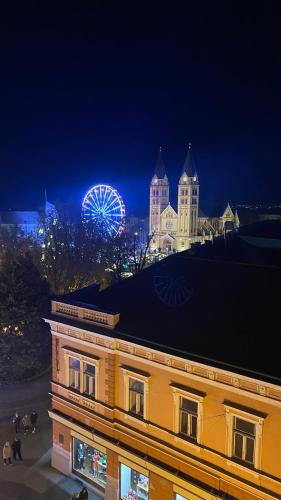 Nespecifikovaný výhled na destinaci Nyíregyháza nebo výhled na město při pohledu z apartmánu