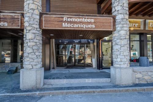 Gallery image of Courchevel 1650, Ski In Out, Exceptional Apartments with Panoramic Views in Courchevel