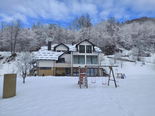 Το Zlatarska dolina τον χειμώνα