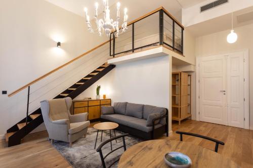 Design Flower Square Apartments-TOP location