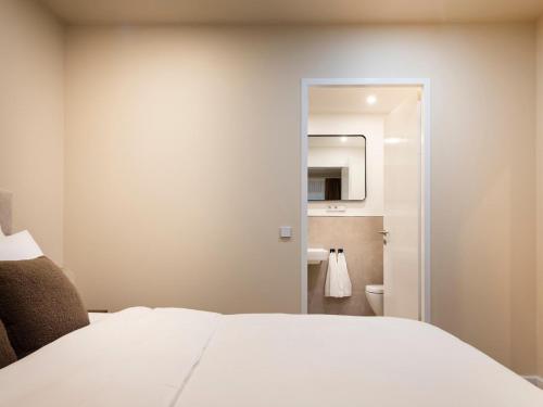 ALEXA Spacious Design Apart up to 10 persons - Parking - Superfast Wifi photo 25
