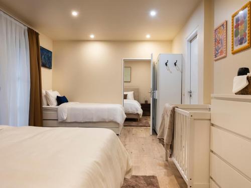 ALEXA Spacious Design Apart up to 10 persons - Parking - Superfast Wifi photo 26
