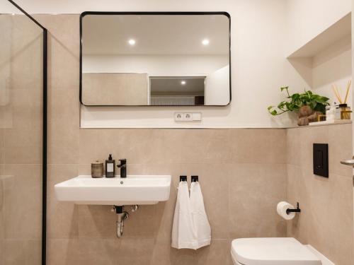 ALEXA Spacious Design Apart up to 10 persons - Parking - Superfast Wifi photo 29