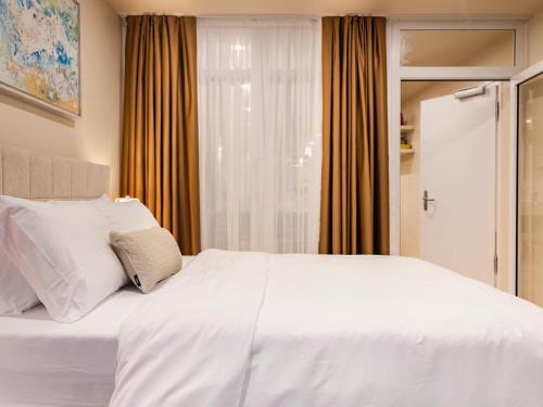 ALEXA Spacious Design Apart up to 10 persons - Parking - Superfast Wifi photo 28