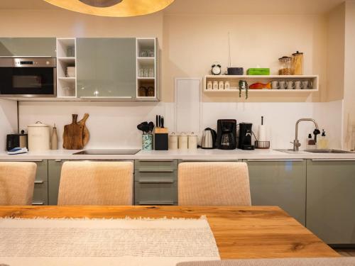 ALEXA Spacious Design Apart up to 10 persons - Parking - Superfast Wifi photo 34