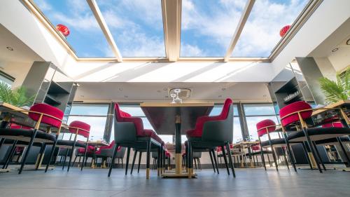 Μια τηλεόραση ή/και κέντρο ψυχαγωγίας στο Türkay Hotel