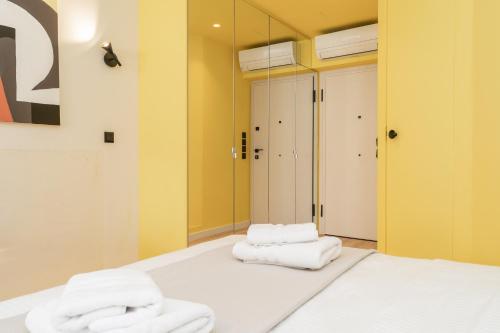 Elegant Suite - Aiolou Street