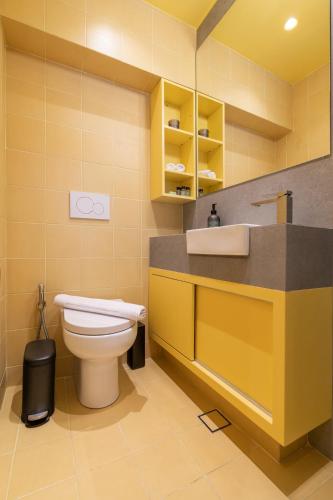 Elegant Suite - Aiolou Street