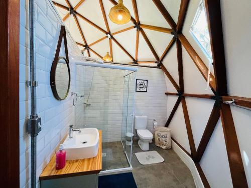 Phòng tắm tại ECO GLAMPING BRASIL Santa Branca SP