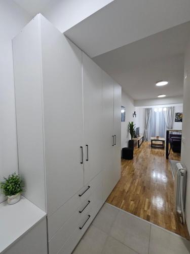 Dapur atau dapur kecil di The Wazaari Apartment