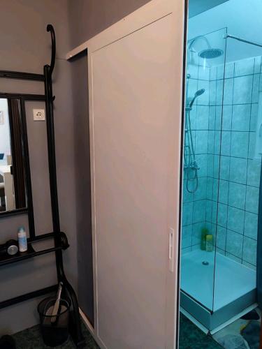 Bany a Kum Apartment