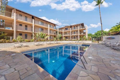 Kolam renang di atau dekat dengan Kihei Alii Kai C405 · KAK C405 Updated 2BD Condo Across Beach w