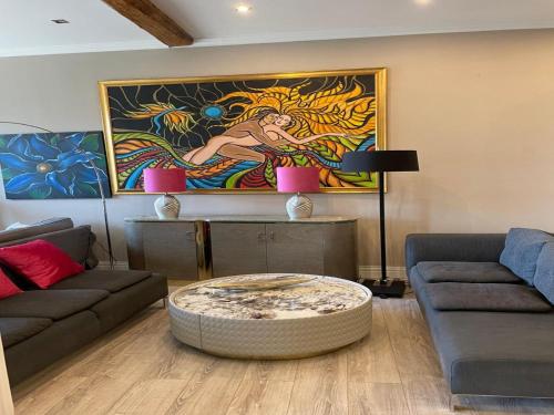 Un lugar para sentarse en Maisonette in the Taunus with Mediterranean