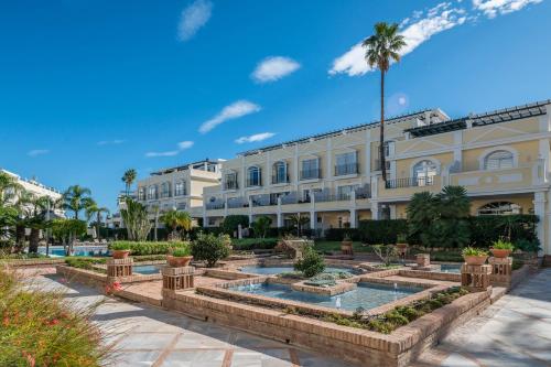 Calma House Aloha Gardens Marbella by VPS