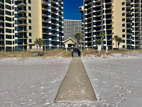 Sunbird Resort! Stunning Beach and Ocean Views! by Dolce Vita Getaways PCB photo 38