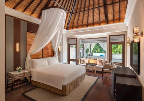 The Laguna, A Luxury Collection Resort & Spa, Nusa Dua, Bali — Bedroom