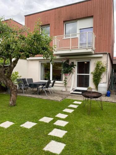 Haus mit schönem Garten