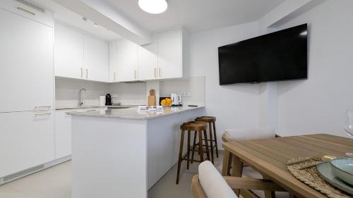 ARCHANDA sea view apartment