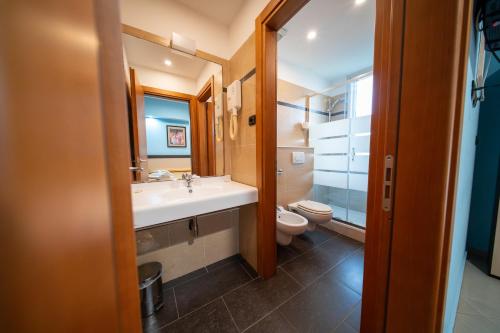 Koupelna v ubytování Hotel Residence Sestriere