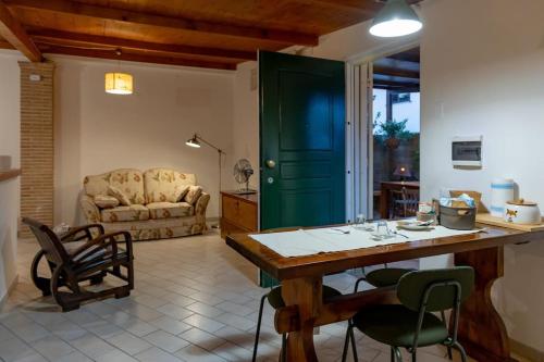 Casa DanteMini casa Fiera di Roma Piana Del SoleRm Fiumicino photo 22