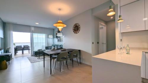 SUNSET CLIFFS magic apartment