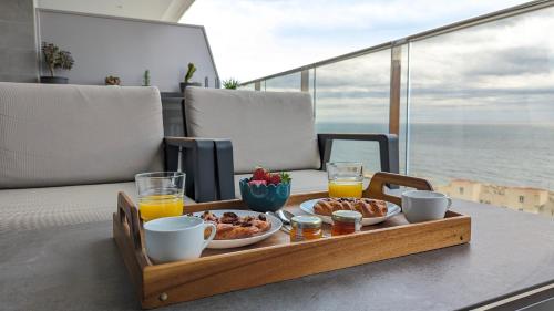 SUNSET CLIFFS magic apartment