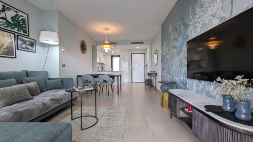 SUNSET CLIFFS magic apartment