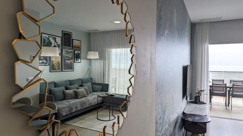 SUNSET CLIFFS magic apartment
