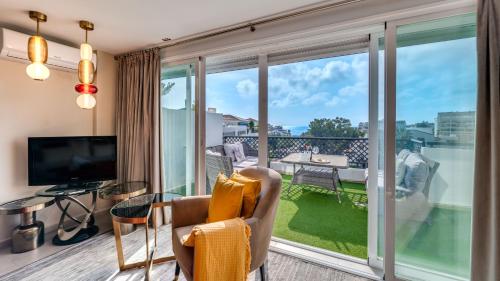 Mediterranean dream banus penthouse with seaviews