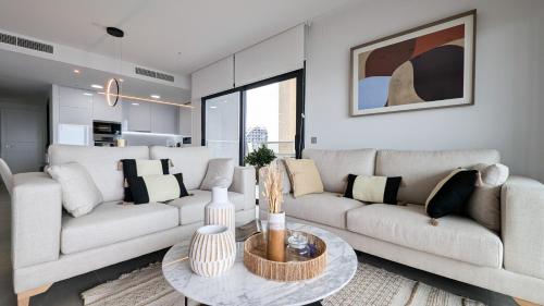 SUNSET CLIFFS boho style apartment
