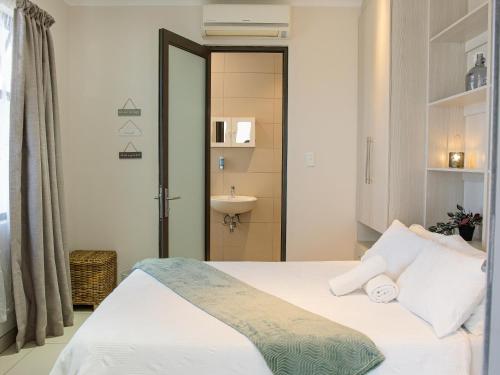 Rieks van der Walt Self-Catering Apartment