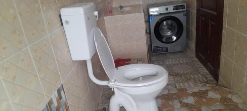 Ένα μπάνιο στο Love nest apartment