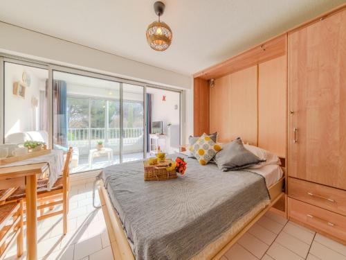 Studio du Parc II-9 by Interhome