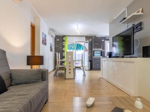 Holiday Home Aries by Interhome