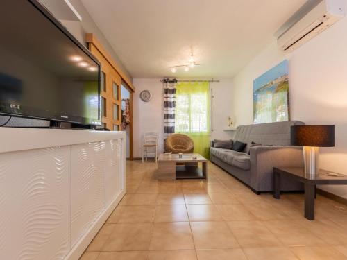 Holiday Home Aries by Interhome
