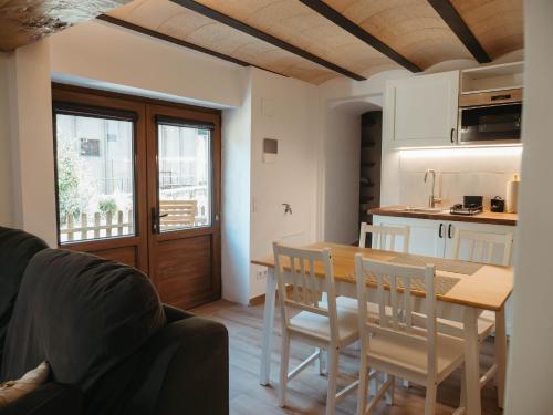 Kuchyň nebo kuchyňský kout v ubytování Apartamento con terraza en El Molí de Ribes