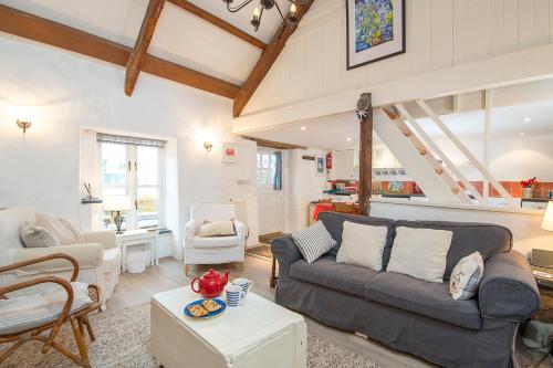 Posezení v ubytování Crab Cottage