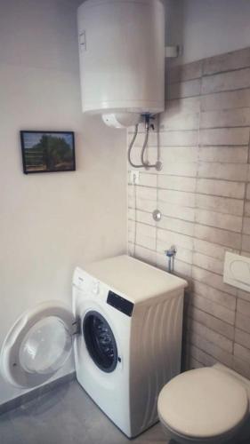 Φωτογραφία από το άλμπουμ του Apartment Luki σε Smergo