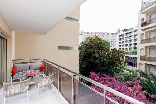 Carlton area superb 1 bedroom
