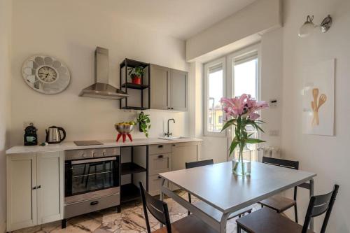 Central Station-Duomo - 3 Bedrooms With Jacuzzi