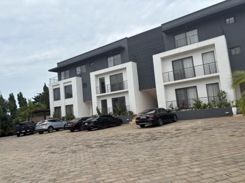 2 Bedroom apartment in Cantoments, Accra