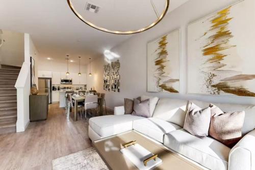 5BR Oasis w Pool Minutes from Disney and Universal photo 6