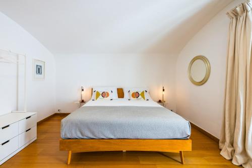 Postel nebo postele na pokoji v ubytování Direlo Guest House - Dépendance